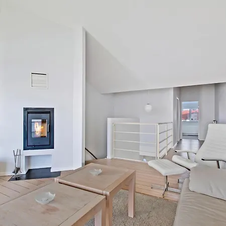 Beautiful Two-storey With Panoramic Views Of Bay * Ebeltoft