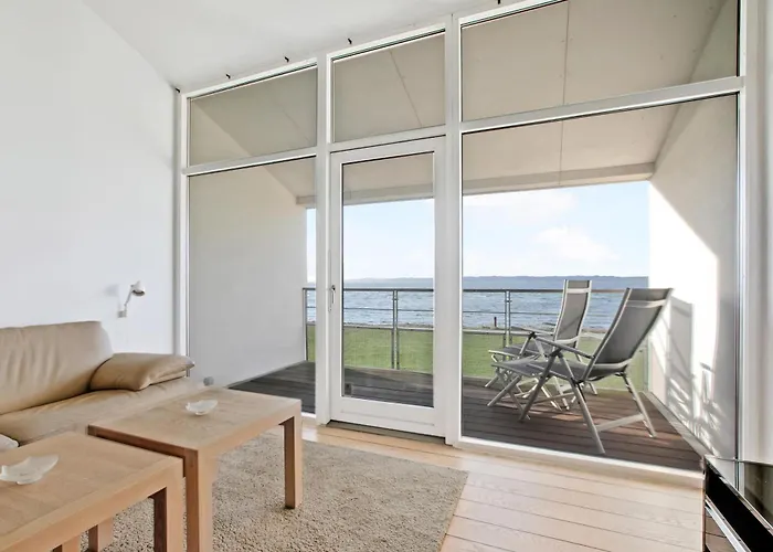 Beautiful Two-storey With Panoramic Views Of Bay Ebeltoft